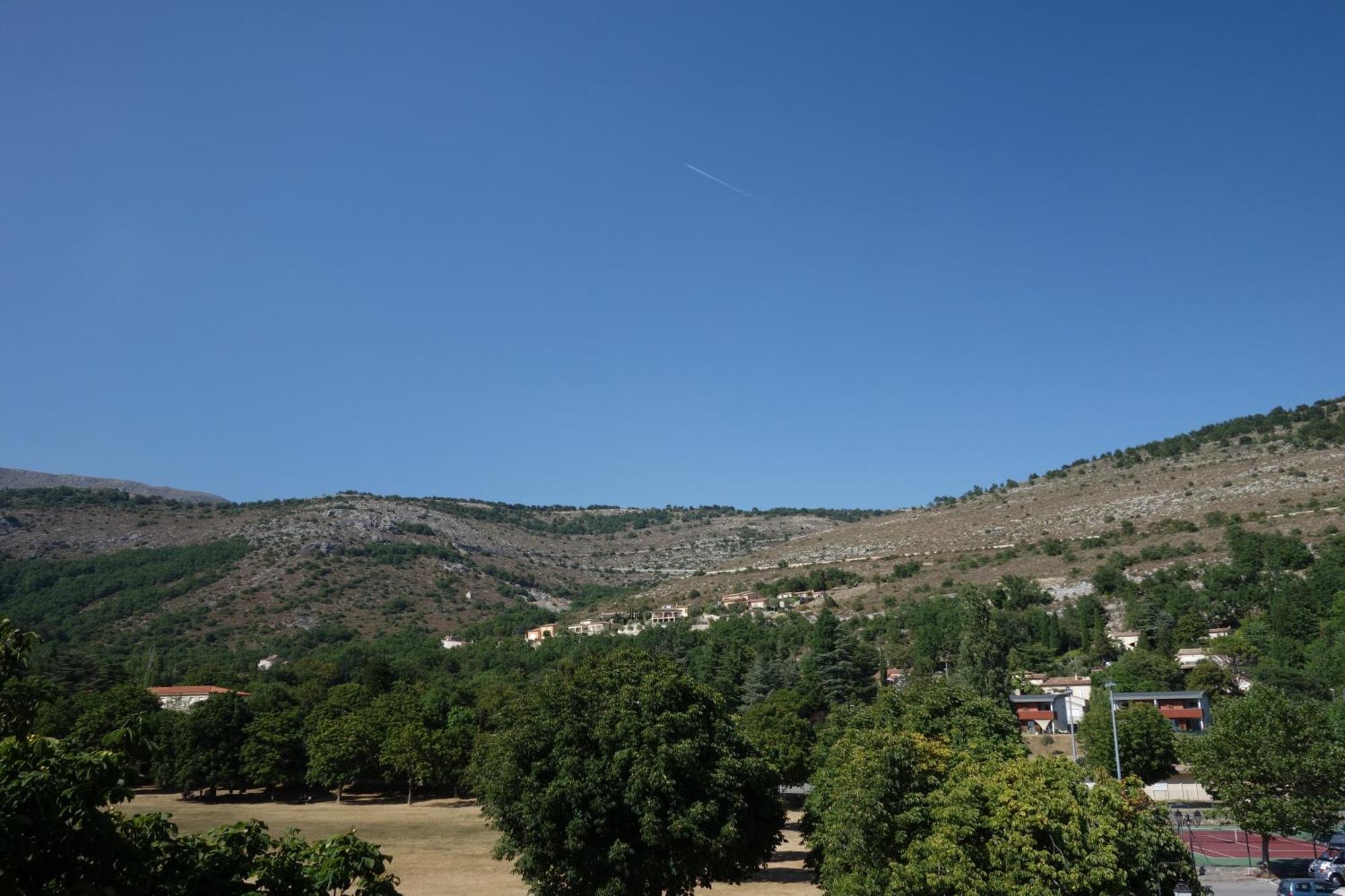 Hotel Le Prejoly Saint-Vallier-de-Thiey Quarto foto
