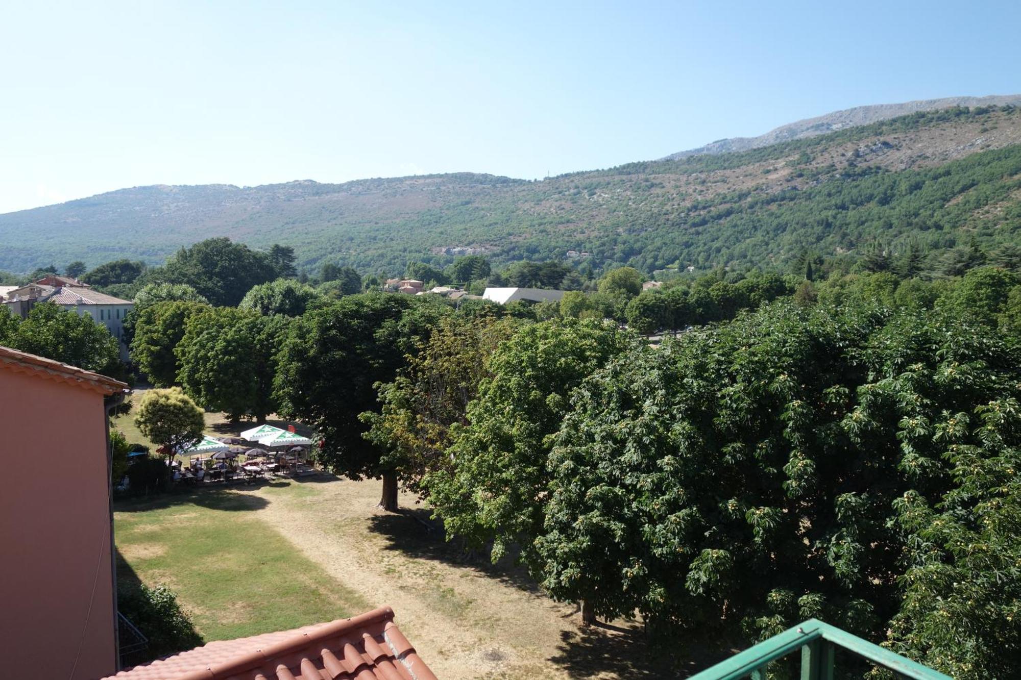 Hotel Le Prejoly Saint-Vallier-de-Thiey Quarto foto