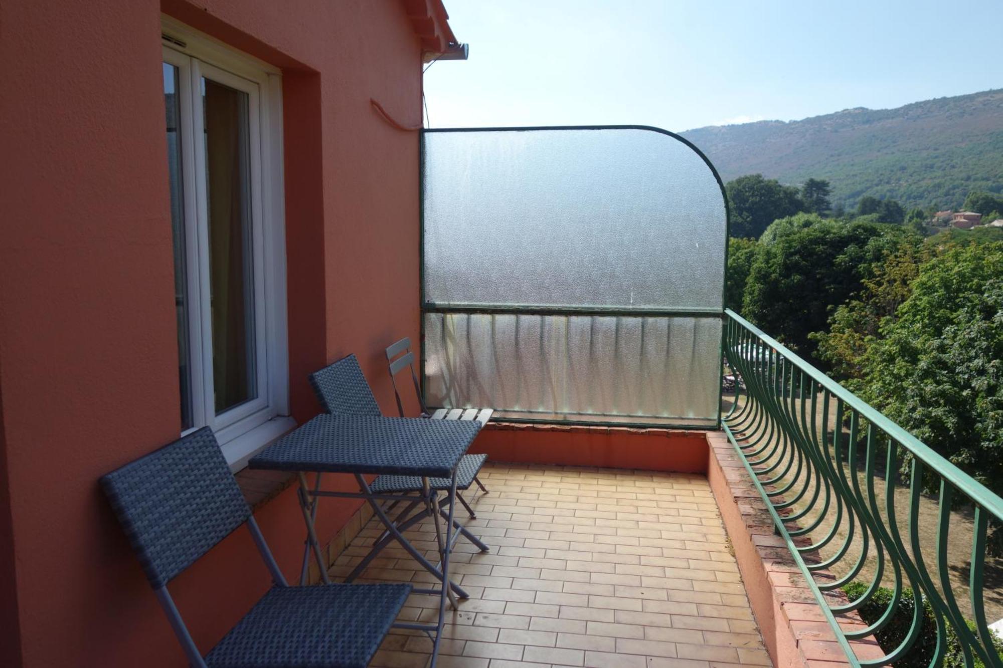 Hotel Le Prejoly Saint-Vallier-de-Thiey Quarto foto